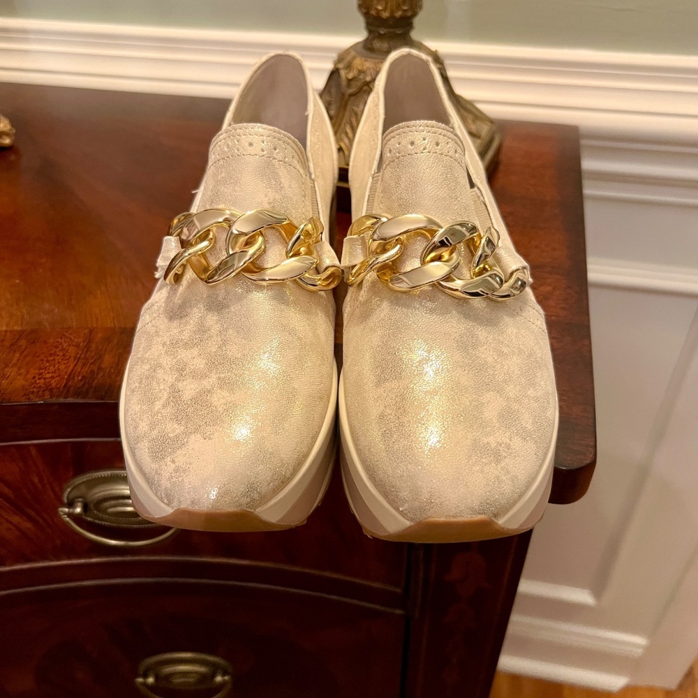 EEUC Women's Dolce Vita Jhenee Light Gold Platform Espadrilles Loafers Size 9.5 - Picture 2 of 8